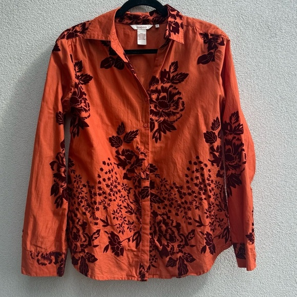 Sundance Floral Button Down Shirt Top Size M Medium embossed  Velvet flowers - Picture 7 of 7